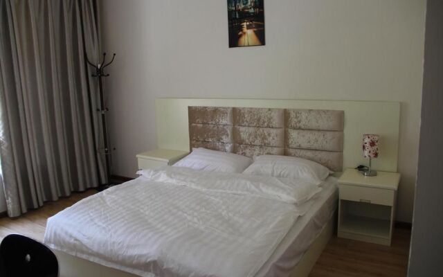 Maiwei Youth Apartment Hotel
