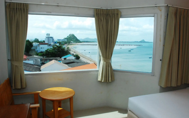 Prachuap Beach Hotel
