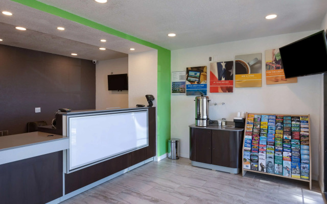 Studio 6 Barstow, CA