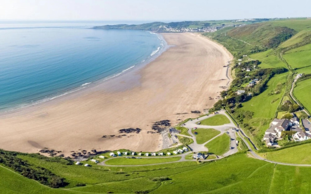 Flat 28 Clifton Court Croyde