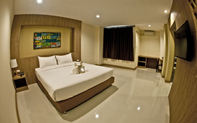 OMG Hotel