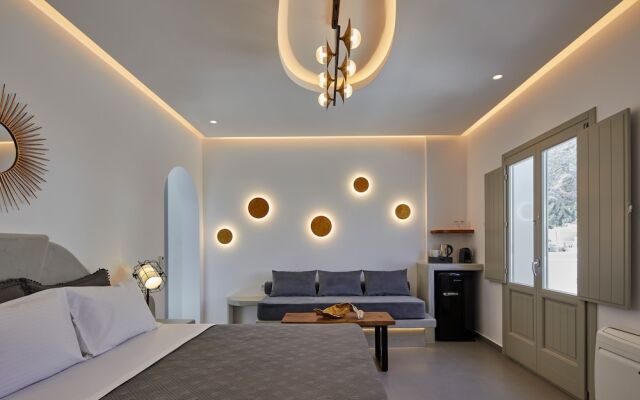Mountain and Sea Suites