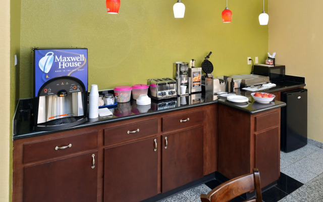 Americas Best Value Inn & Suites Houston Downtown