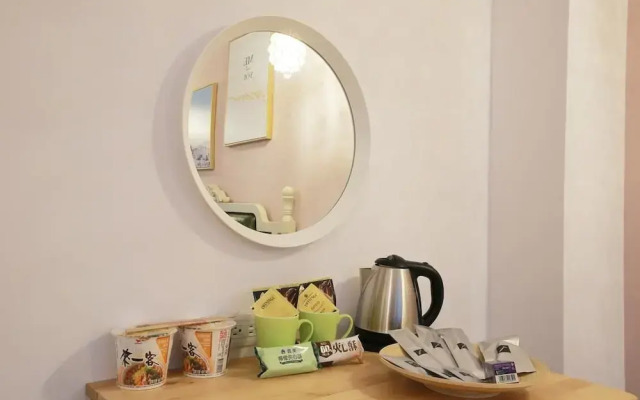 Easy Inn