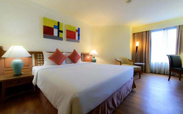 Sinsuvarn Airport Suite