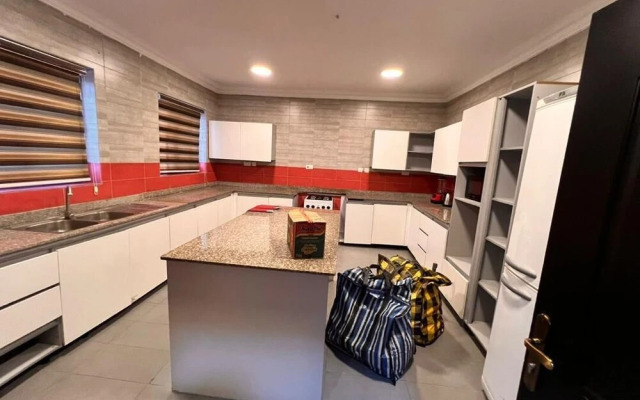 Lux Ocean View Penthouse Apartment