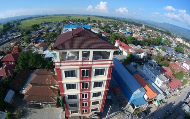 The Hotel Emperor Inle