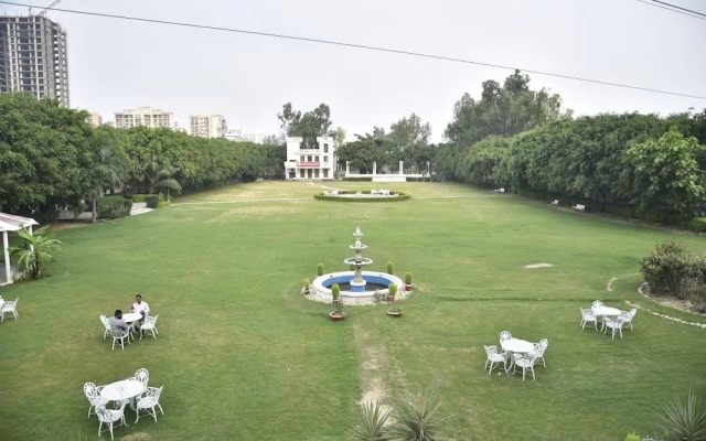Oyo 15429 Iidm Eco Center