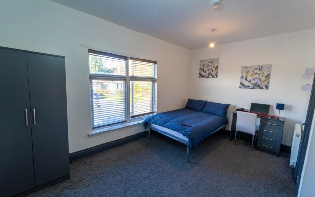 966 Pershore Road Studios In Guest House