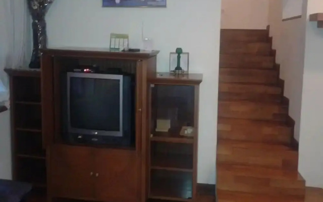 Villa Kota Bunga Allamanda