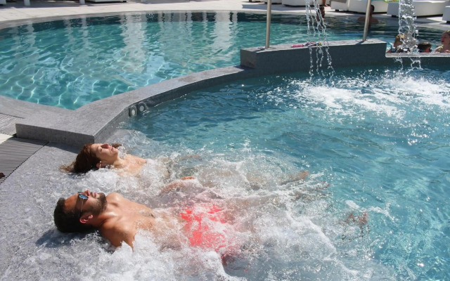 Oxygen Lifestyle Hotel