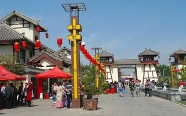 Qinseyuan Inn