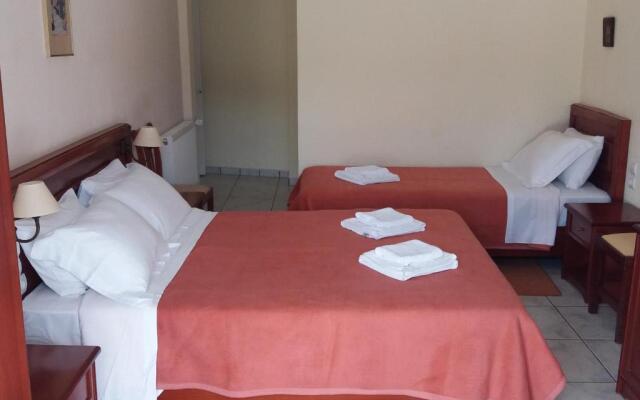 Venardos Hotel