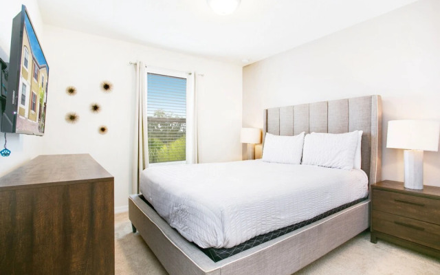 4587 Terrasonesta Drive