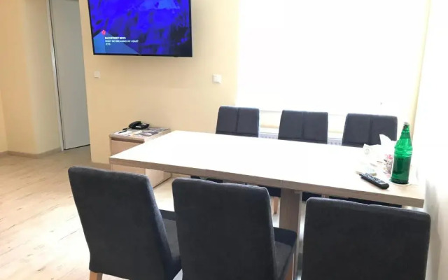 Hotel Select Suites & Aparts
