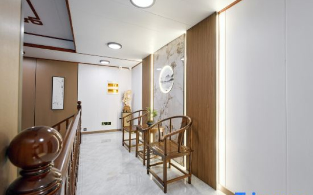 Qiyin Homestay (Wansui Mountain Wuxia City Kaifeng University)