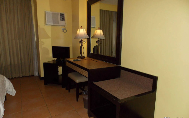 Planta Centro Bacolod Hotel & Residences