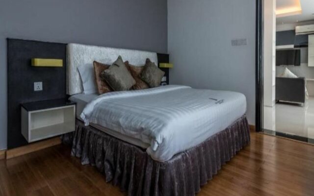 Naki Suites at Silvertown
