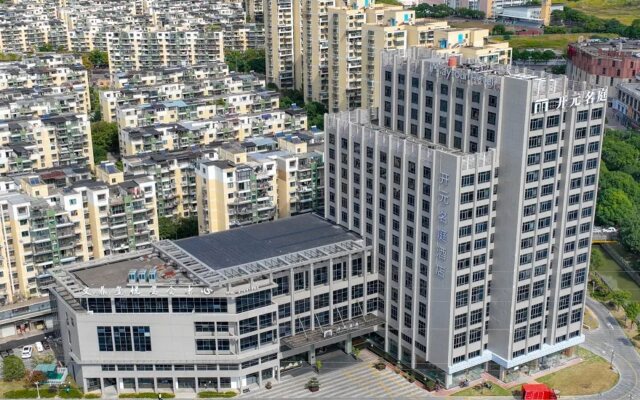 Maison New Century Hotel Ningbo Jiangbei (Olympic Sports Center)