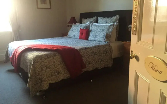Carlyle House B&B