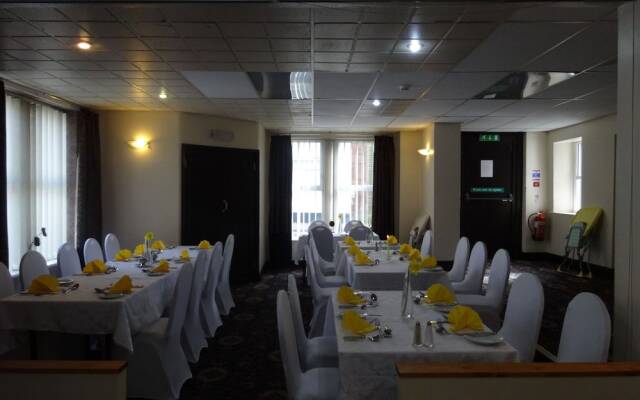 Waverley Hotel