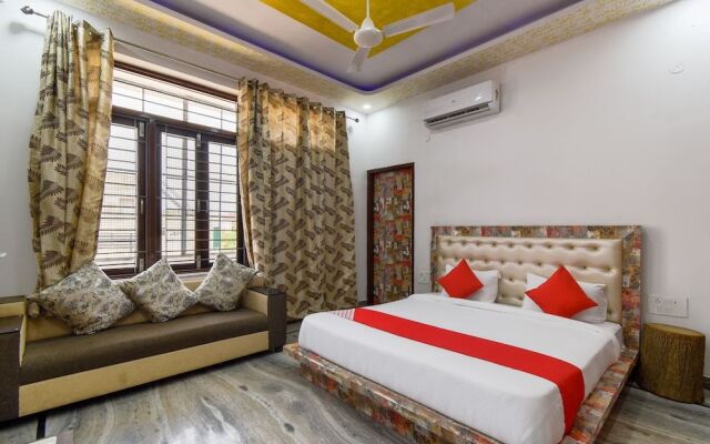 OYO 45329 Hotel Shreemaya