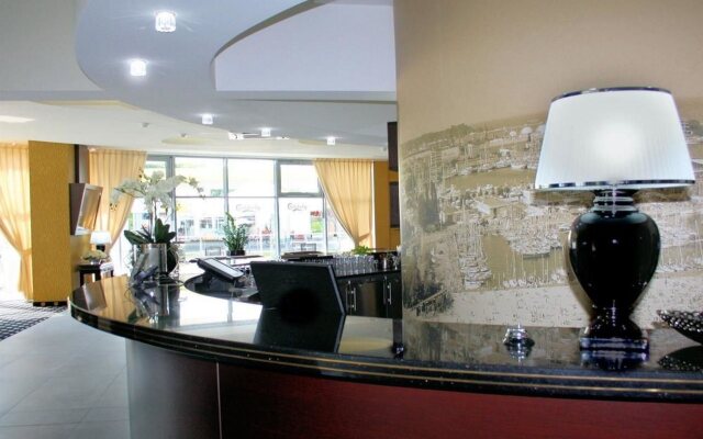 Hotel Business Faltom Gdynia