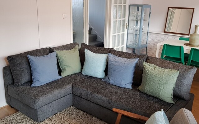 Bright 3 Bed in Central London