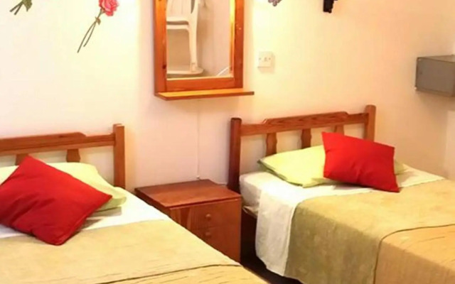 G Papanicola Tourist Apartments