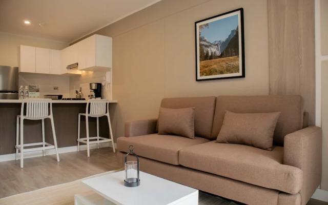 w Stylish 1BR Apartment w Pool in Barranco