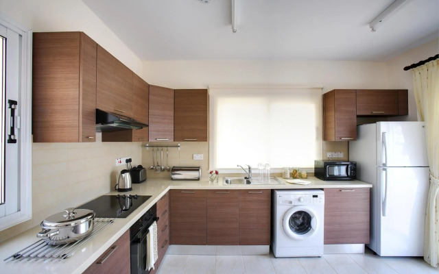 Chloraka Terrace Apartments