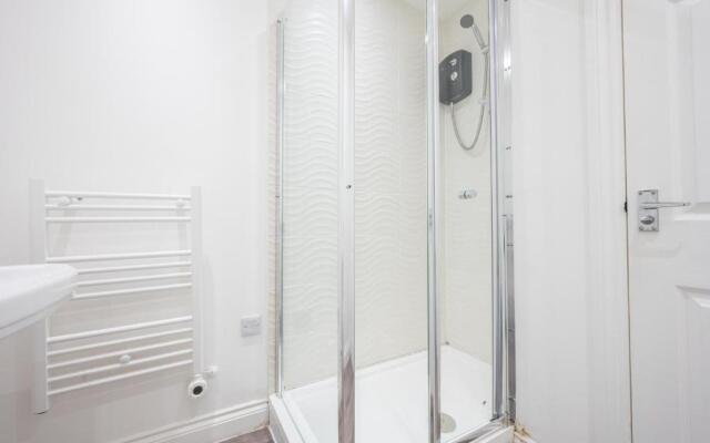 North Lane Apartment by Tŷ SA