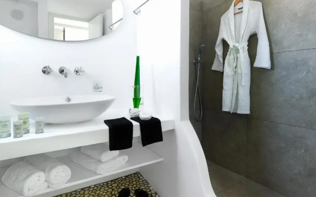 Santa Maria Luxury Suites & Spa