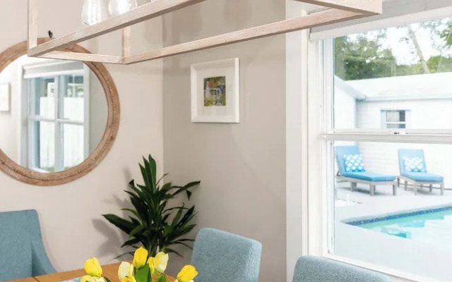 Sun Bay Getaway Backyard Pool w/ Winter Rates!