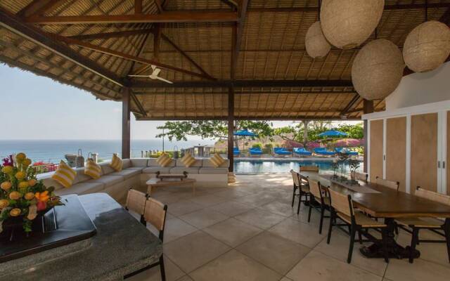 Villa Karang Putih