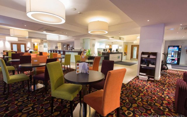 Holiday Inn Express Birmingham - South A45