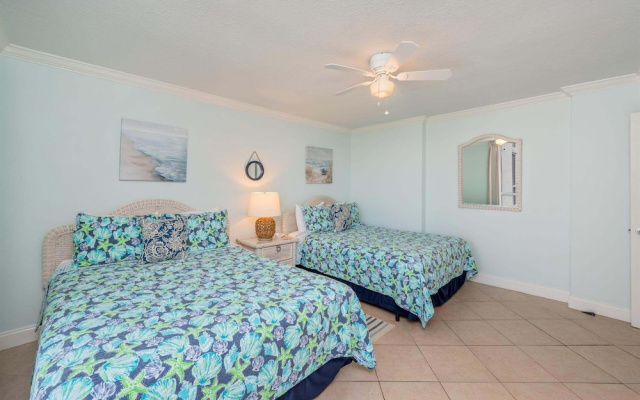 Shoreline Towers 1095 2 Bedroom Condo