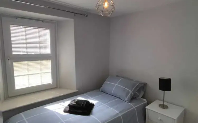 Lovely 2-bed Apartment in Wincanton Somerset