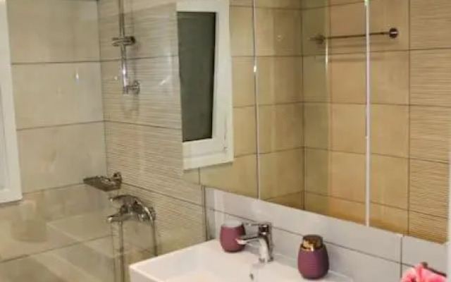 GPK Lux 2BR - 7 min walking to Acropolis