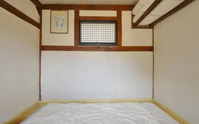 Suaedang Hanok Stay