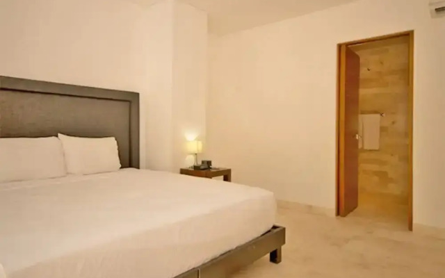 Latitude 20 101 by PRP