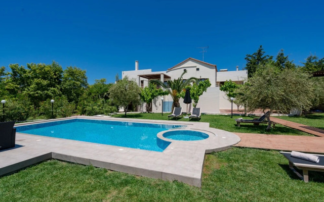 Nostos Villa - 50 m2 pool 2 km from the Beach