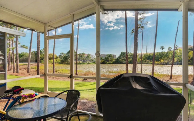 Summer Lake Townhomes 17