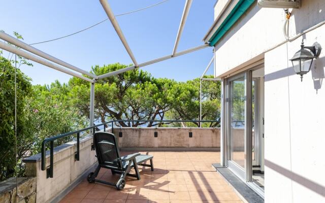 JOIVY Flat W/Terrace & Sea View