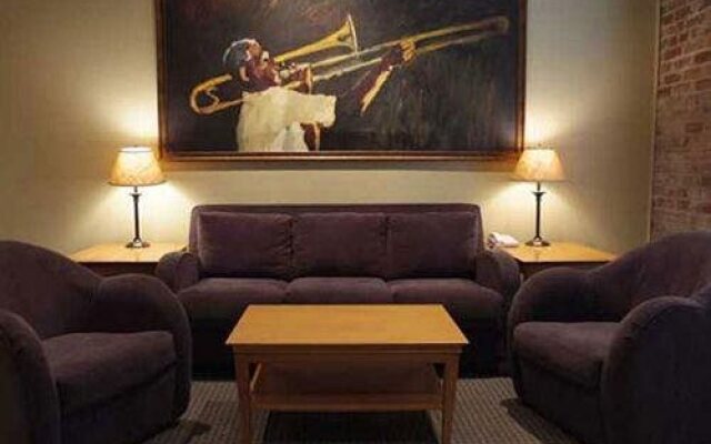 Jelly Roll Executive Suites