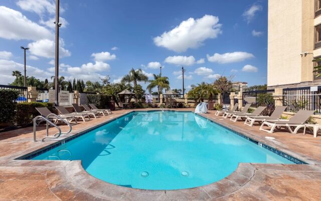 Comfort Inn and Suites Anaheim