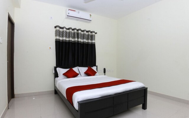 OYO 10027 Hotel Red Petal