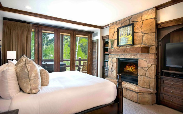 Stein Eriksen Lodge