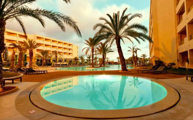 Rosa Beach Hotel	
