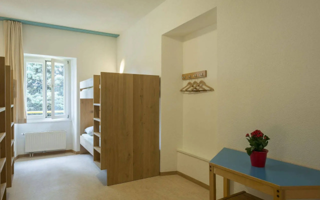 Youth Hostel Montreux